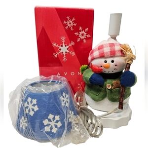 NIB‎ Avon Plush Country Snowman 12 Inch Lamp with Snowflake Lampshade